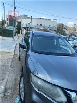 نيسان روج